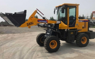 裝載機活塞敲缸是因為什么？